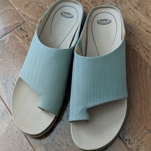 NWOT Dr Scholls sandals